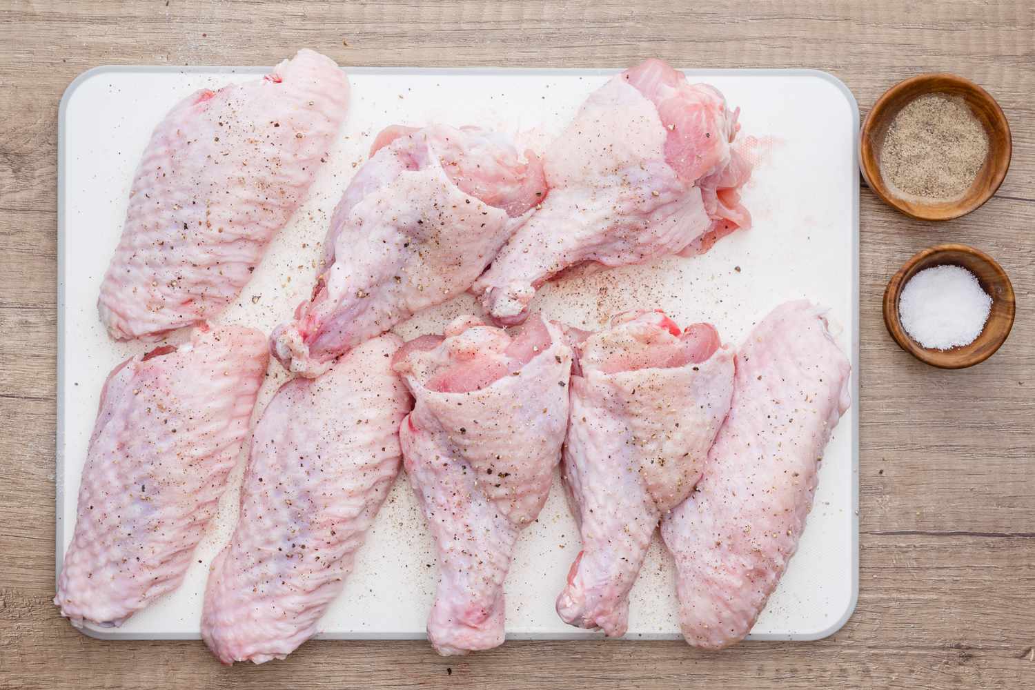Halal Medium Whole Turkey Wings (1lb)